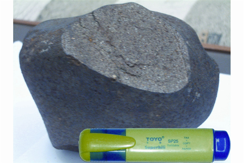 荷叶塘陨石:一个L3型普通球粒陨石的岩石学和地球化学特征